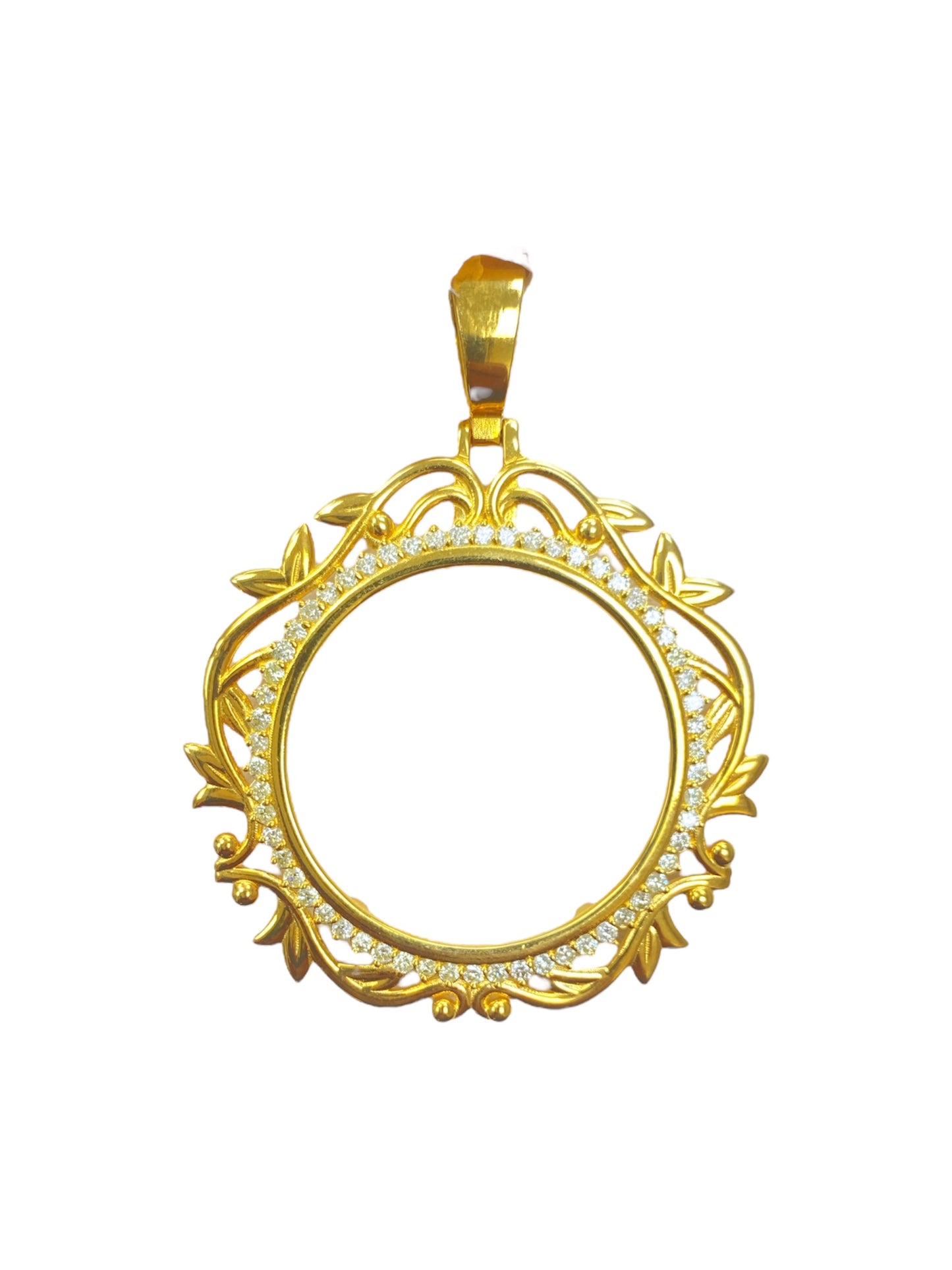 10K Yellow Gold Memory Pendant with 1.70Ct Diamonds.