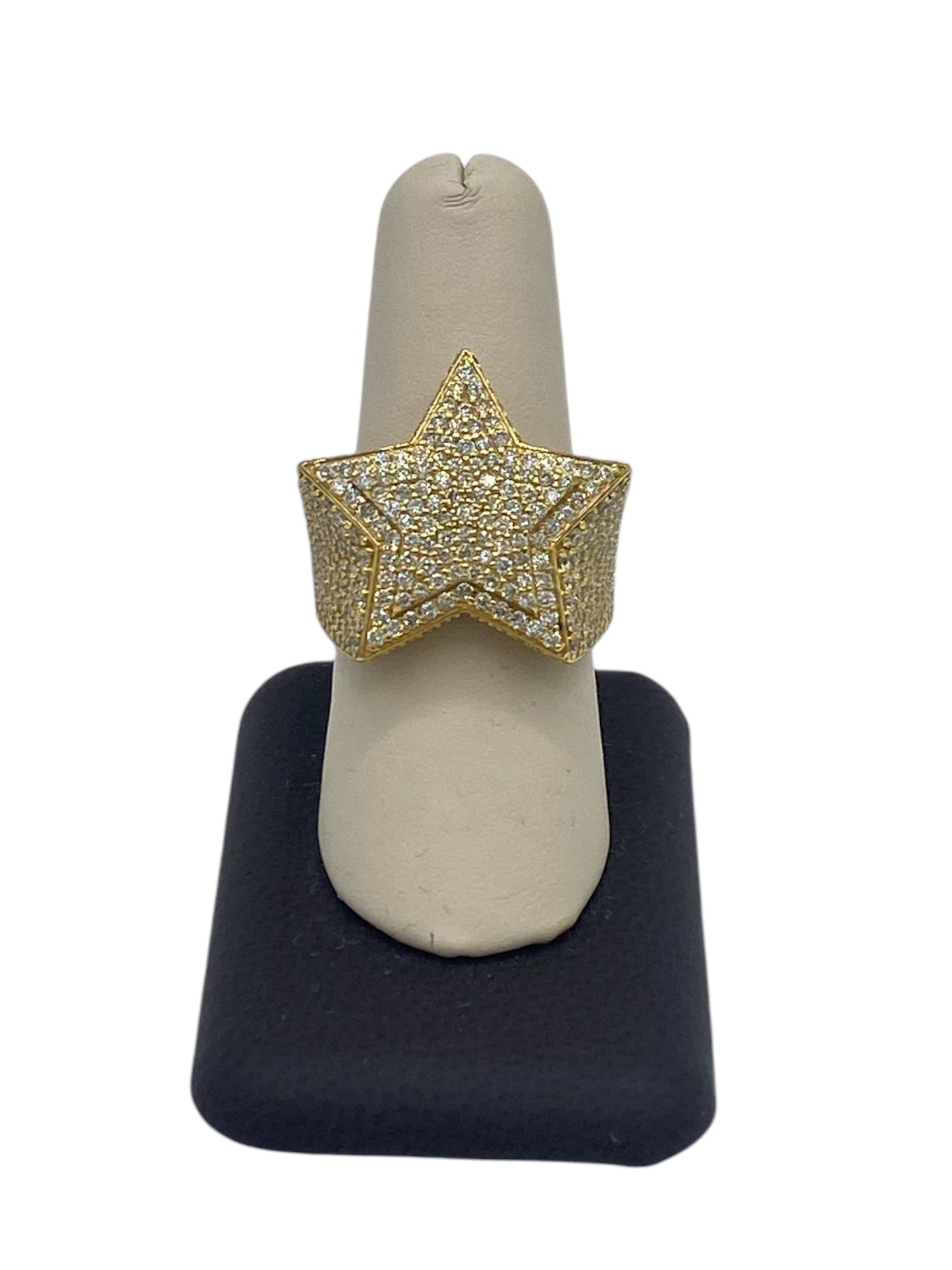 10K Yellow Gold “Star” Men’s Ring with 2.50Ct Diamonds.