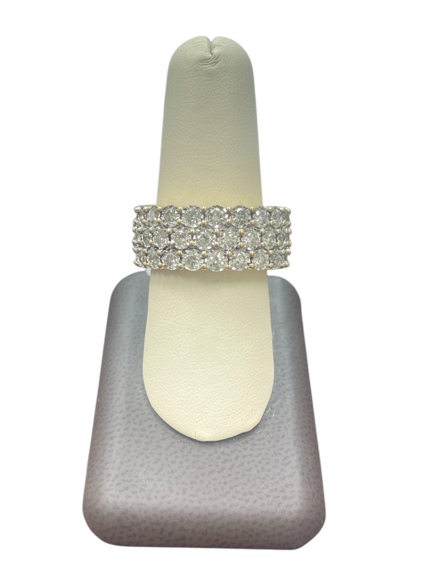 10K Yellow Gold Men’s Ring with 3.25Ct Diamond.