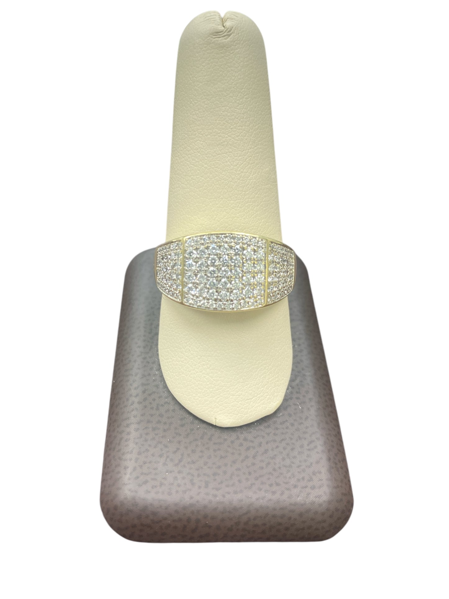 10K Yellow Gold Men’s Ring with 1.0Ct Diamonds. 98234
