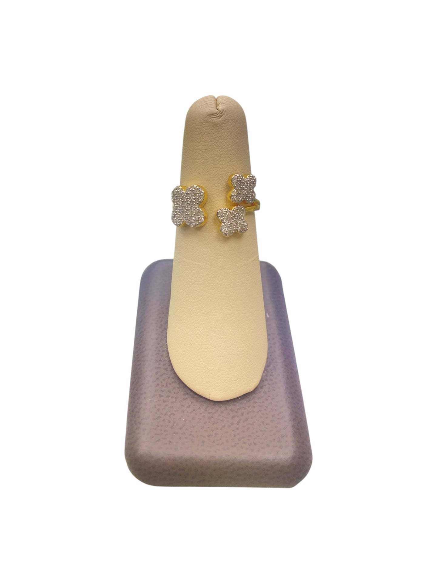 10K Yellow Gold “Clover” Ring with 0.44Ct Diamonds