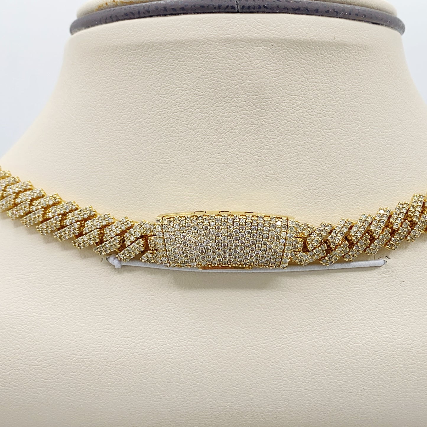 10K Yellow Gold Necklace 16.21CT Diamonds