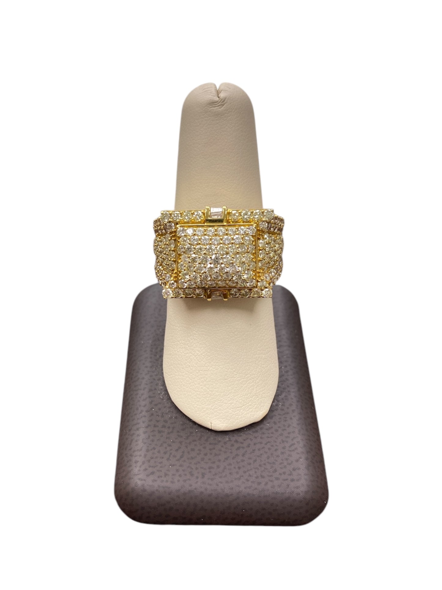10K Yellow Gold Ring with 3.5Ct Diamonds
