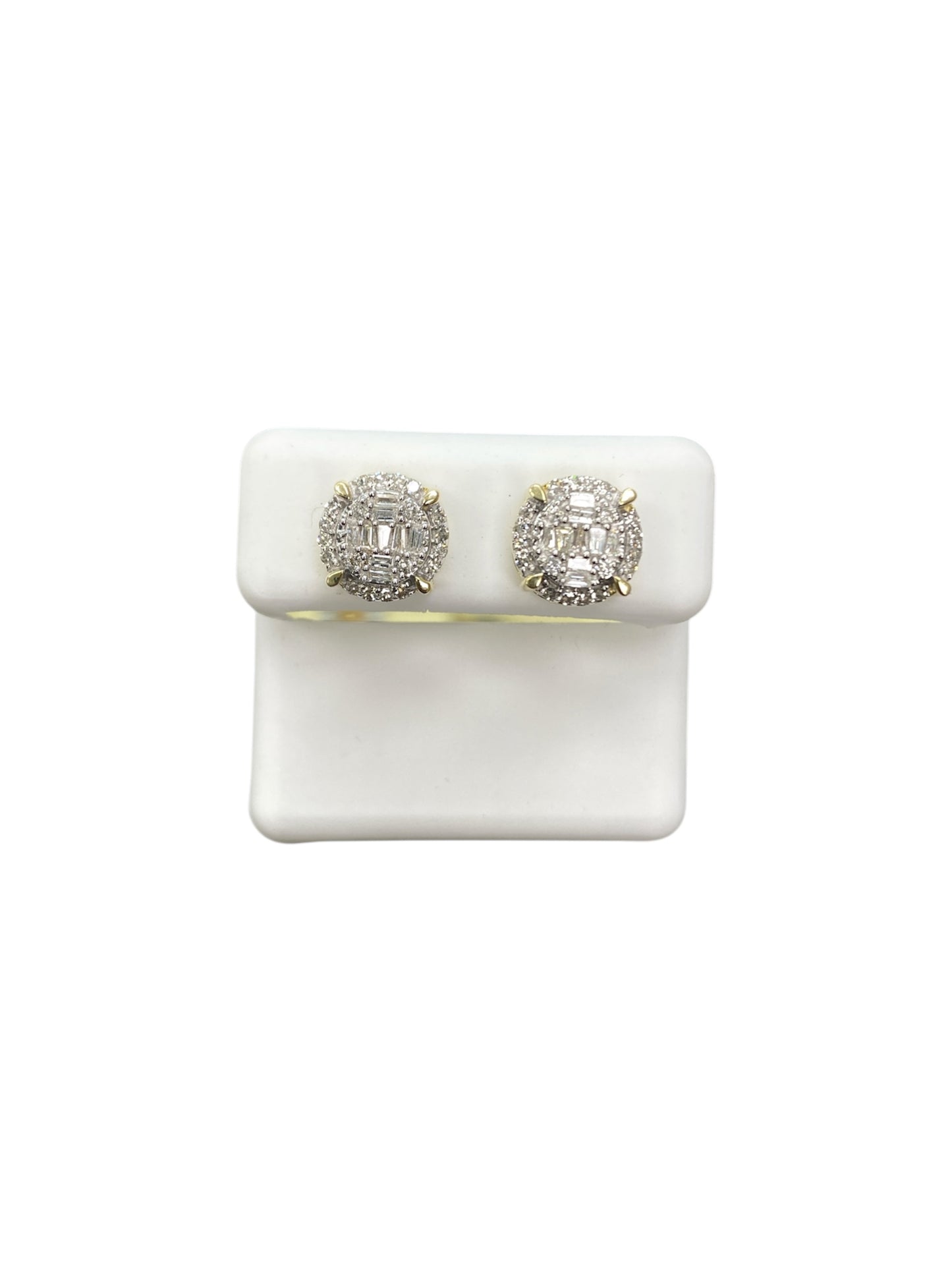 10K Yellow Gold Earrings with 0.55Ct Diamonds.