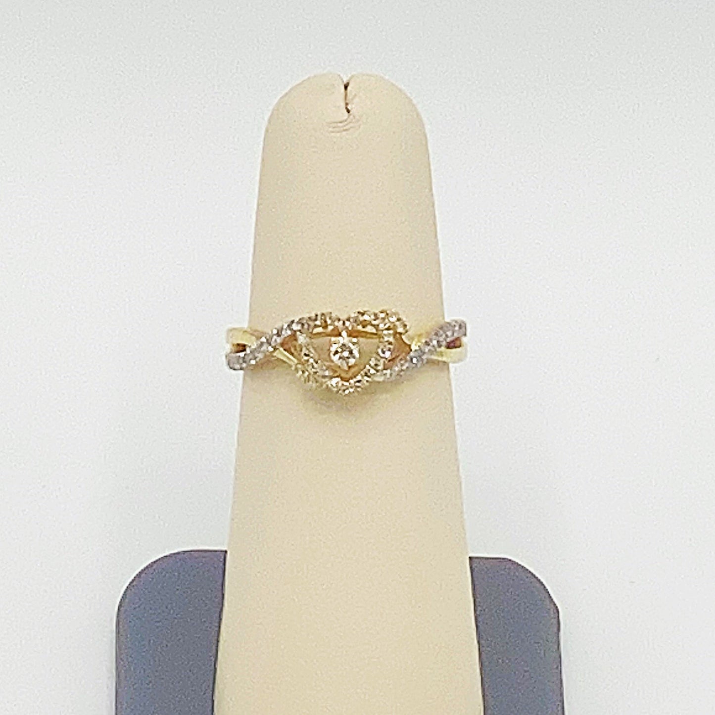 10K Yellow Gold Women's Ring 0.32CT Diamonds